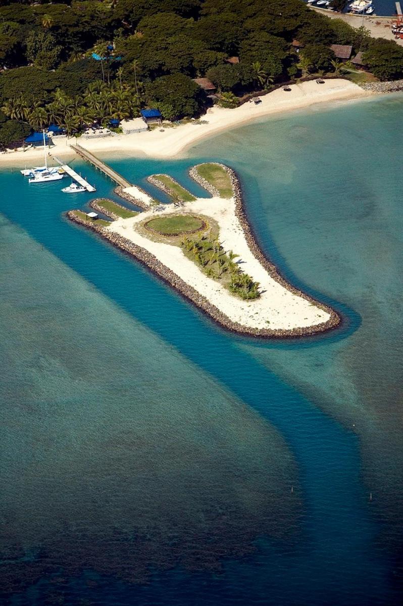 First Landing Beach Resort & Villas Лаутока Екстериор снимка